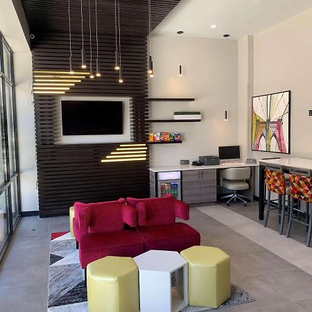 Best Western Plus Brooklyn-Prospect Park นิวยอร์ก ภายนอก รูปภาพ