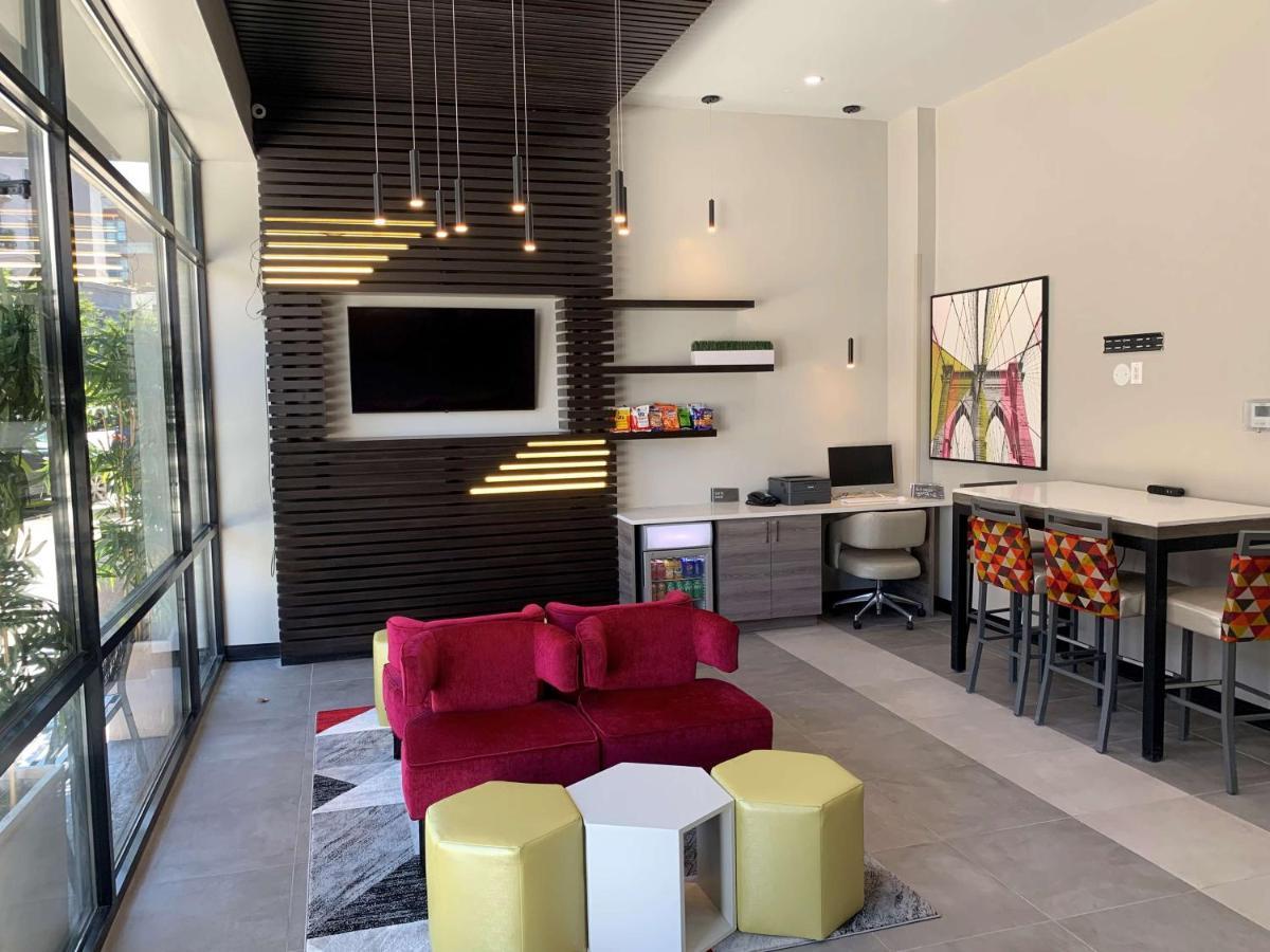 Best Western Plus Brooklyn-Prospect Park นิวยอร์ก ภายนอก รูปภาพ