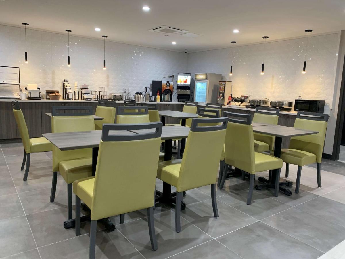 Best Western Plus Brooklyn-Prospect Park นิวยอร์ก ภายนอก รูปภาพ