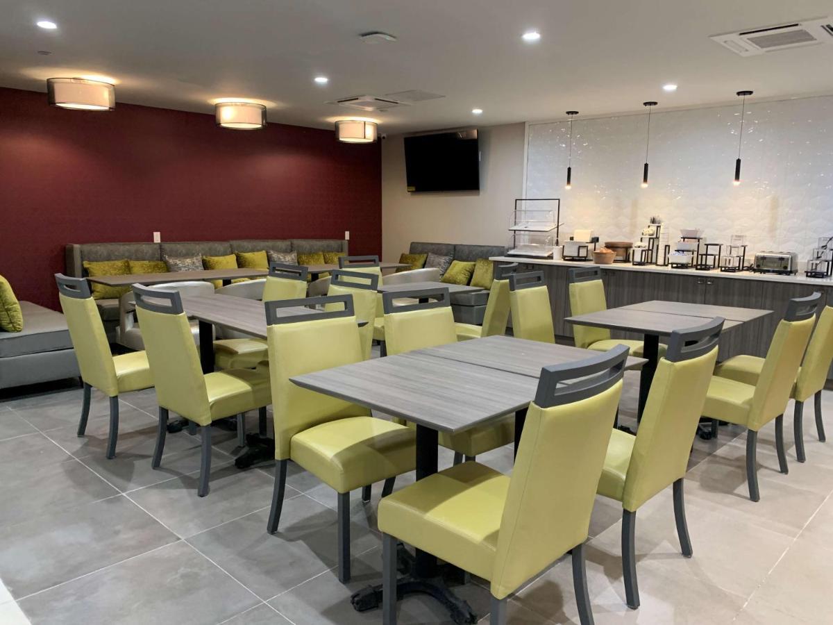 Best Western Plus Brooklyn-Prospect Park นิวยอร์ก ภายนอก รูปภาพ