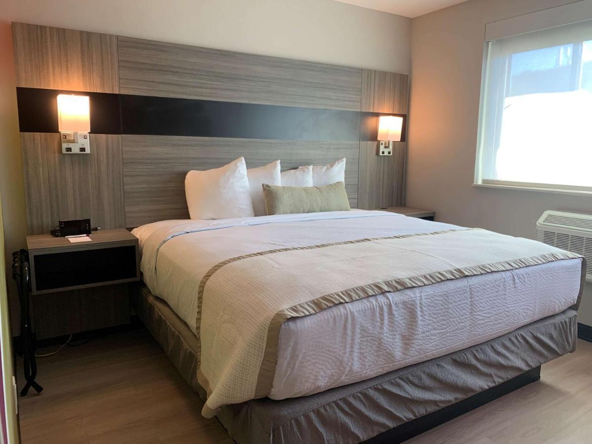 Best Western Plus Brooklyn-Prospect Park นิวยอร์ก ภายนอก รูปภาพ